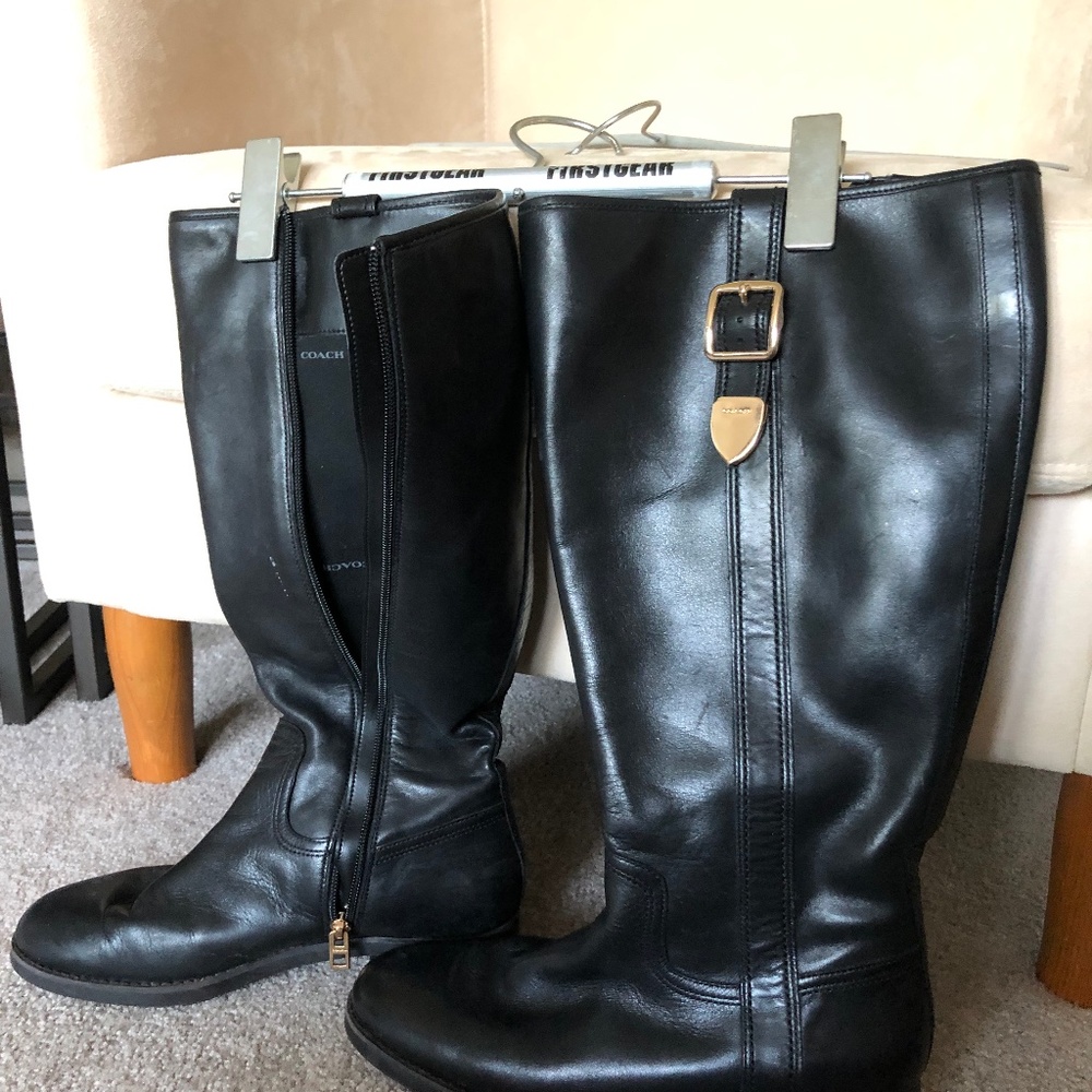 Leather boots